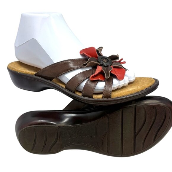 CLARKS BENDABLES‎ Lena Admire Brown Leather Flower Detail Slide Sandals - Picture 8 of 9